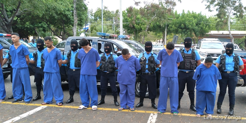 POLICIA